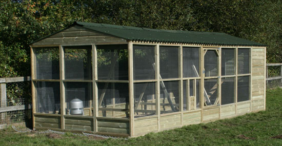 9x21' large walk in chicken house and run