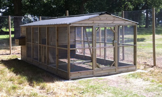 9x18' chicken house and run